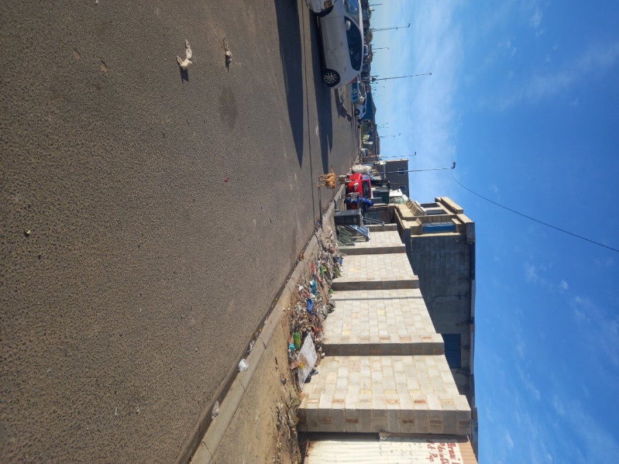 Commercial Property for Sale in Wallacedene Western Cape